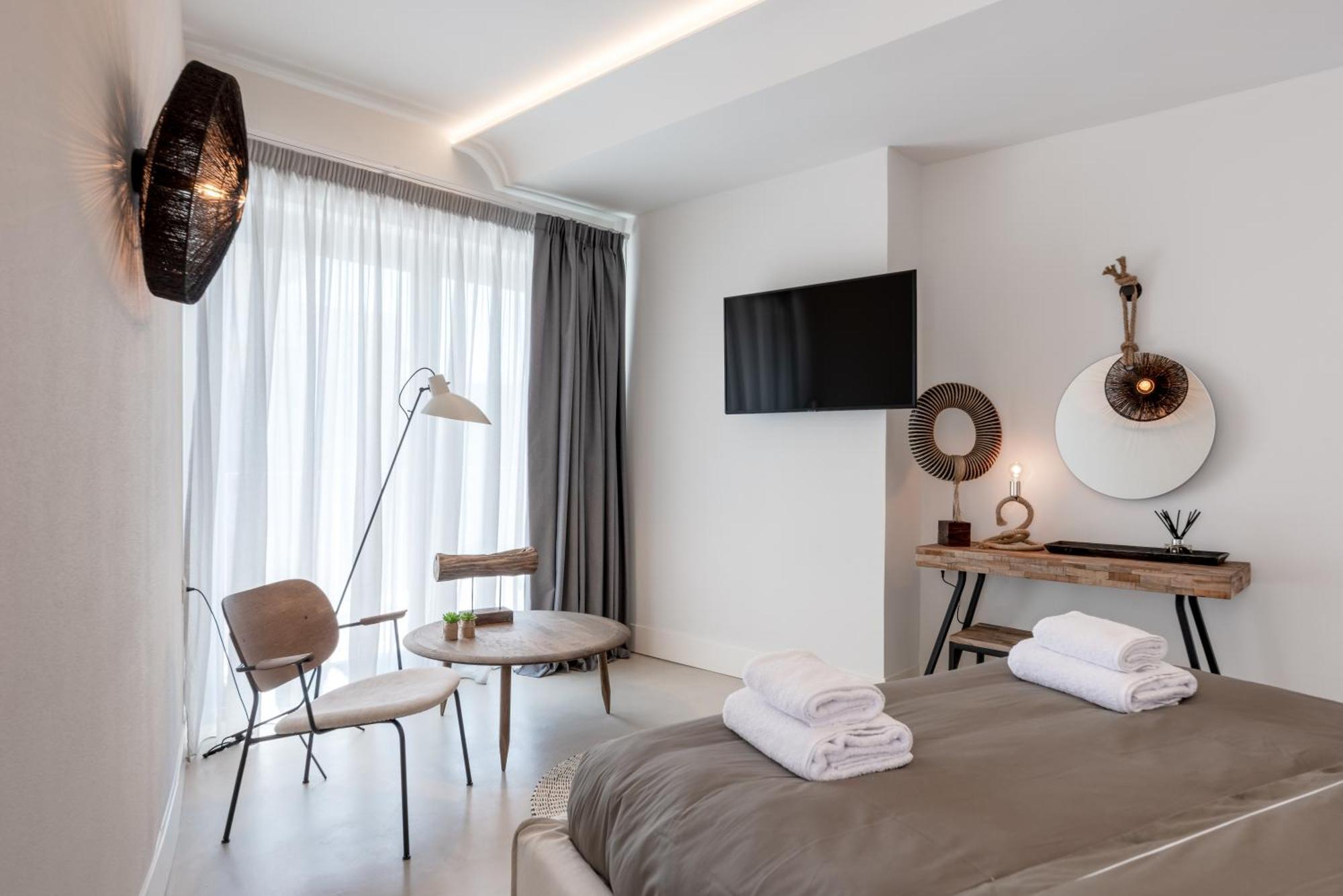 H50 Suites Aten Exteriör bild